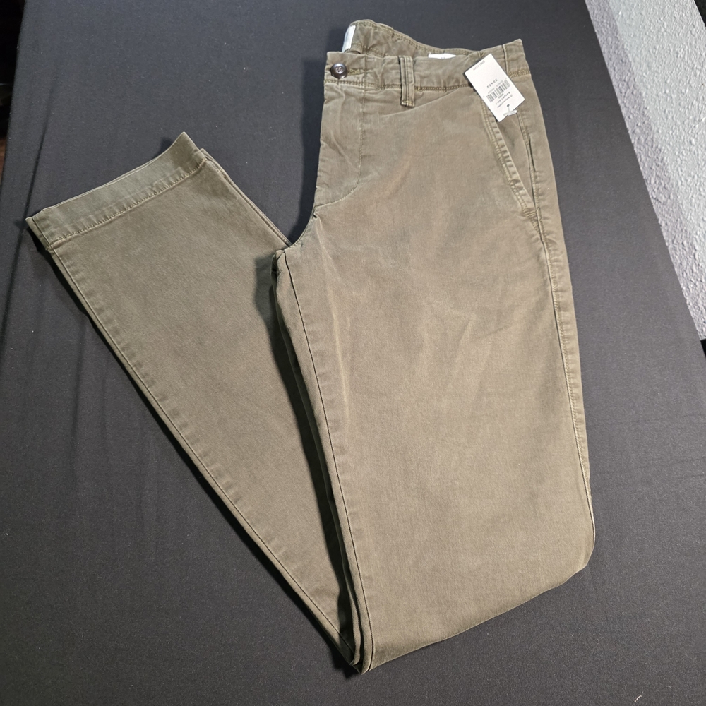 NWT GAP Men's Olive Chinos 30x32 Skinny Fit